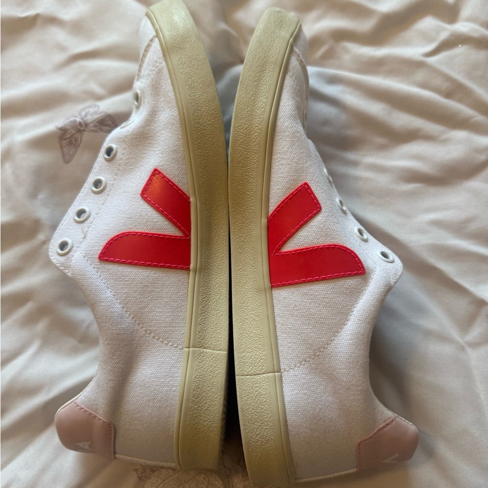 Veja Women's White Sneakers with Pink and Red Accents - Picture 6 of 8